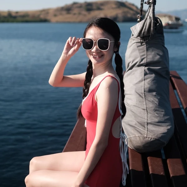 Behike Moments - Portrait on Board